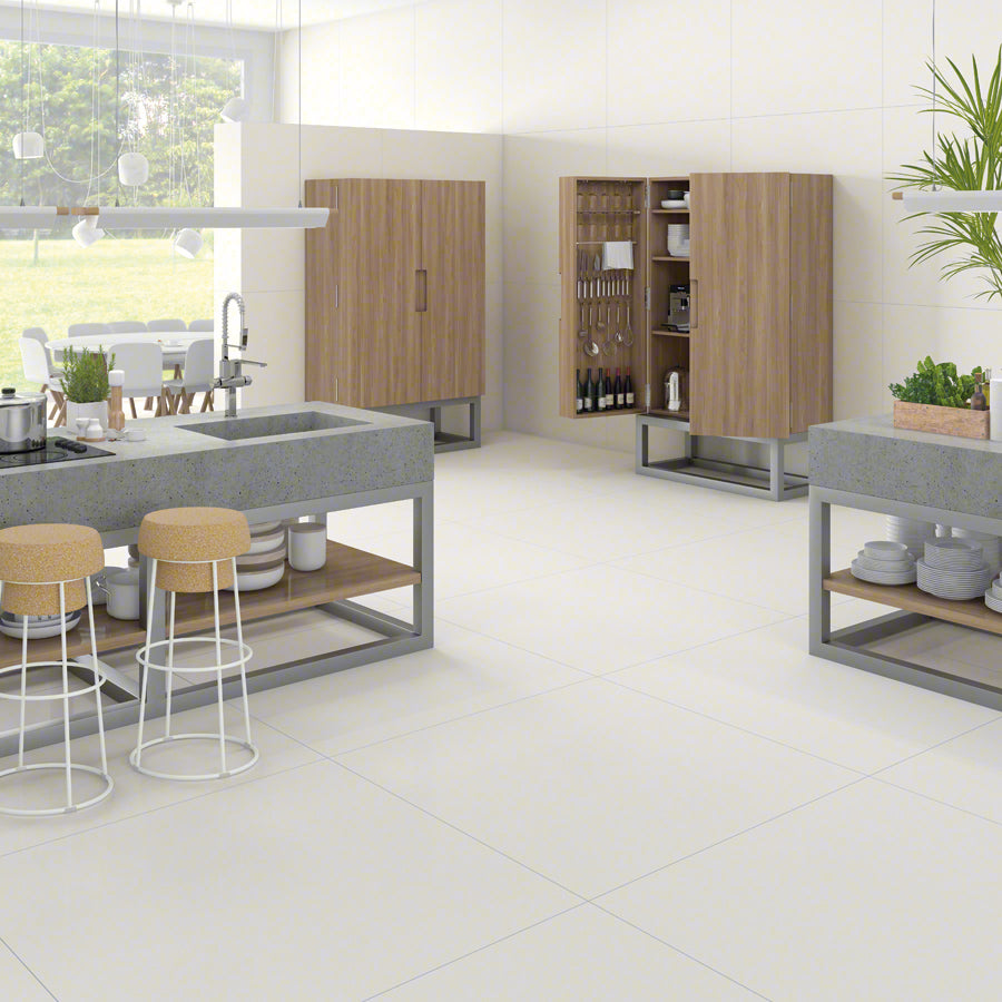 Suelo porcelánico blanco de gran formato 80x80 en salón