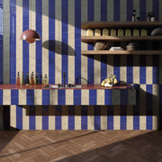 Ambiente cocina con revestimiento efecto barro Lecce Gallipoli Azul y Mellow - Vetonek