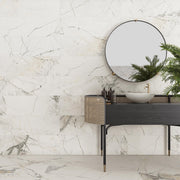 Ambiente con mármol Sarzana en suelo y pared - Vetonek