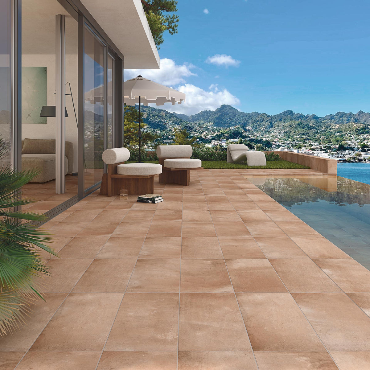 Ambiente terraza con suelo efecto barro Otranto Cuero - Vetonek