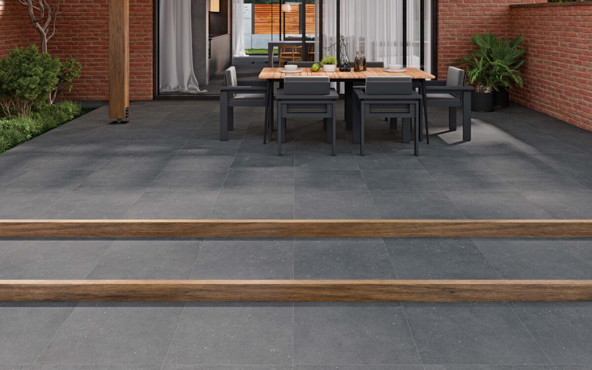 Albi Antracita 60x60 20 mm en exterior