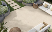 Poitiers Calcita 60x90 20 mm en terraza