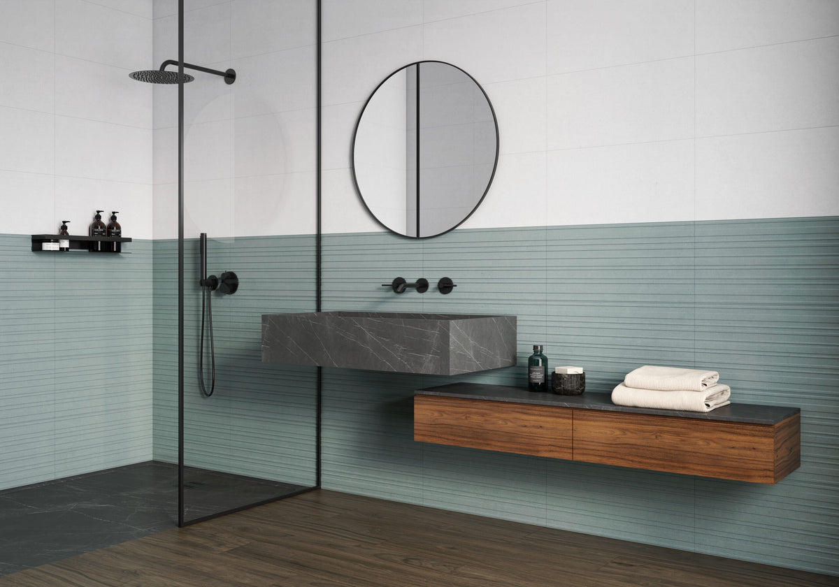 Pau Blanco y Mahon Teal 30x60 en baño