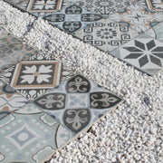 Dalle Vetonek Mosaïque sur galets blancs et roses