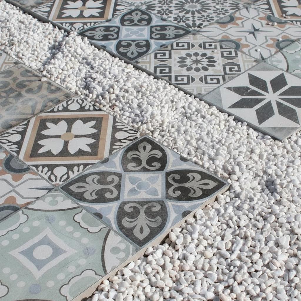 Dalle Vetonek Mosaïque sur galets blancs et roses