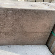 Losa de hormigón imitación traviesa de madera ideal para jardinería y paisajismo