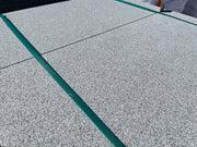 Losas de granito para jardín, ideales para caminos y decoración de exteriores.