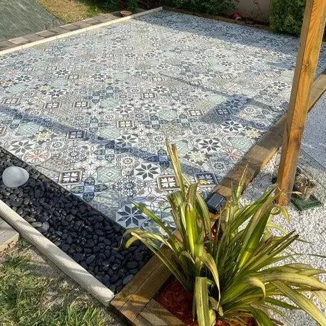 Sol de jardin avec dalles en grès cérame Vetonek Mosaïque