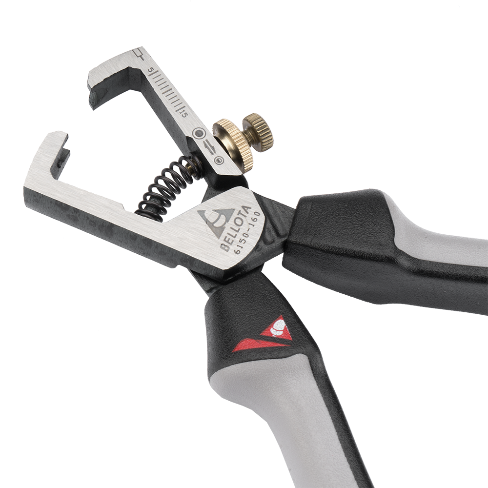 Detalle del alicate pelacables Bellota 6150 BIM