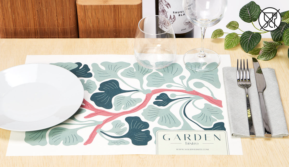 Mantel individual de papel A3 personalizado con diseño propio sobre mesa de restaurante