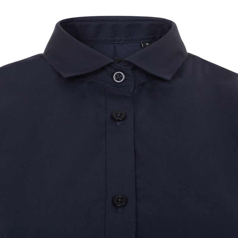 Detalle de entalle y puño de la camisa de mujer Velilla 405011 - Vetonek