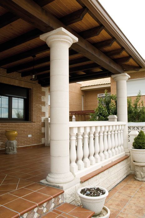 Columna Villalobar montada en porche