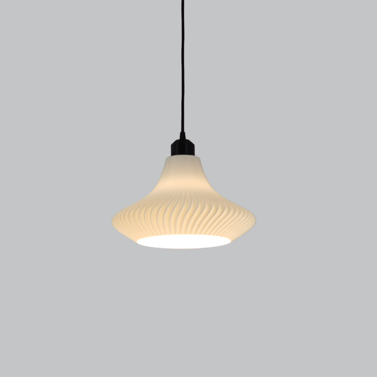 Lámpara Colgante "Vita" Color Blanco/Florón Negro/Cable Negro — Vetonek (5)