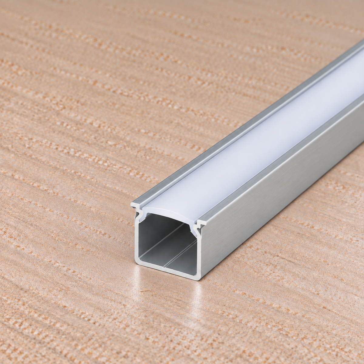 Perfíl Aluminio KIMERA-"HOM" Anodizado Plata con Difusor Opal , Tapones y Clips Sujección 2,02M — Vetonek