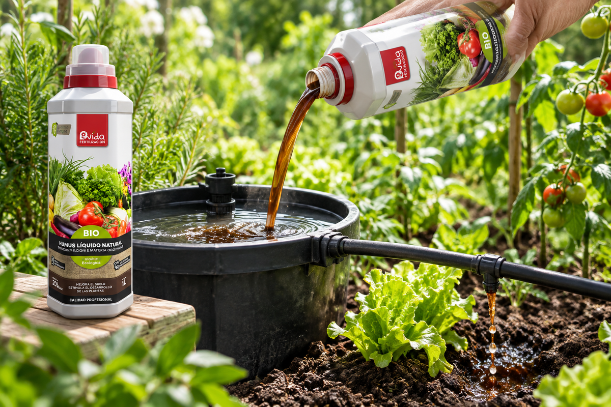Humus líquido natural BIO 1 L · regenerador de suelo y planta