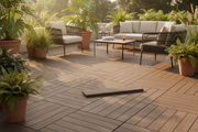 Terraza de jardín pavimentada con Entarimado Almagro de hormigón en marrón roble - Vetonek