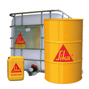 Contenedor de 1 m³ de SikaPlast®-380 de Sika, superplastificante verde para hormigón fluido y autocompactante - Vetonek
