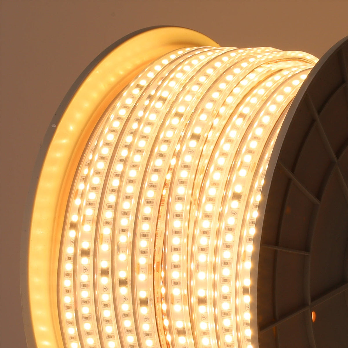 Tira LED SMD 2835 Free Driver 16W/M 1600Lm/M 220VAC IP65 6000ºK Rollo 50M — Vetonek (3)