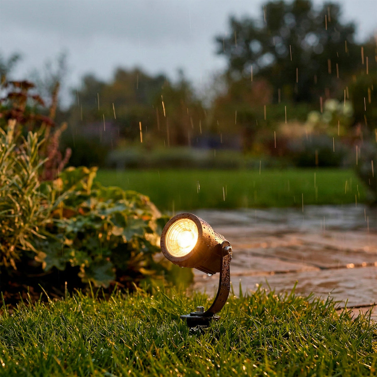 Foco Led con Pincho Jardín 60º IP65 3000ºK Acabado Negro — Vetonek (6)